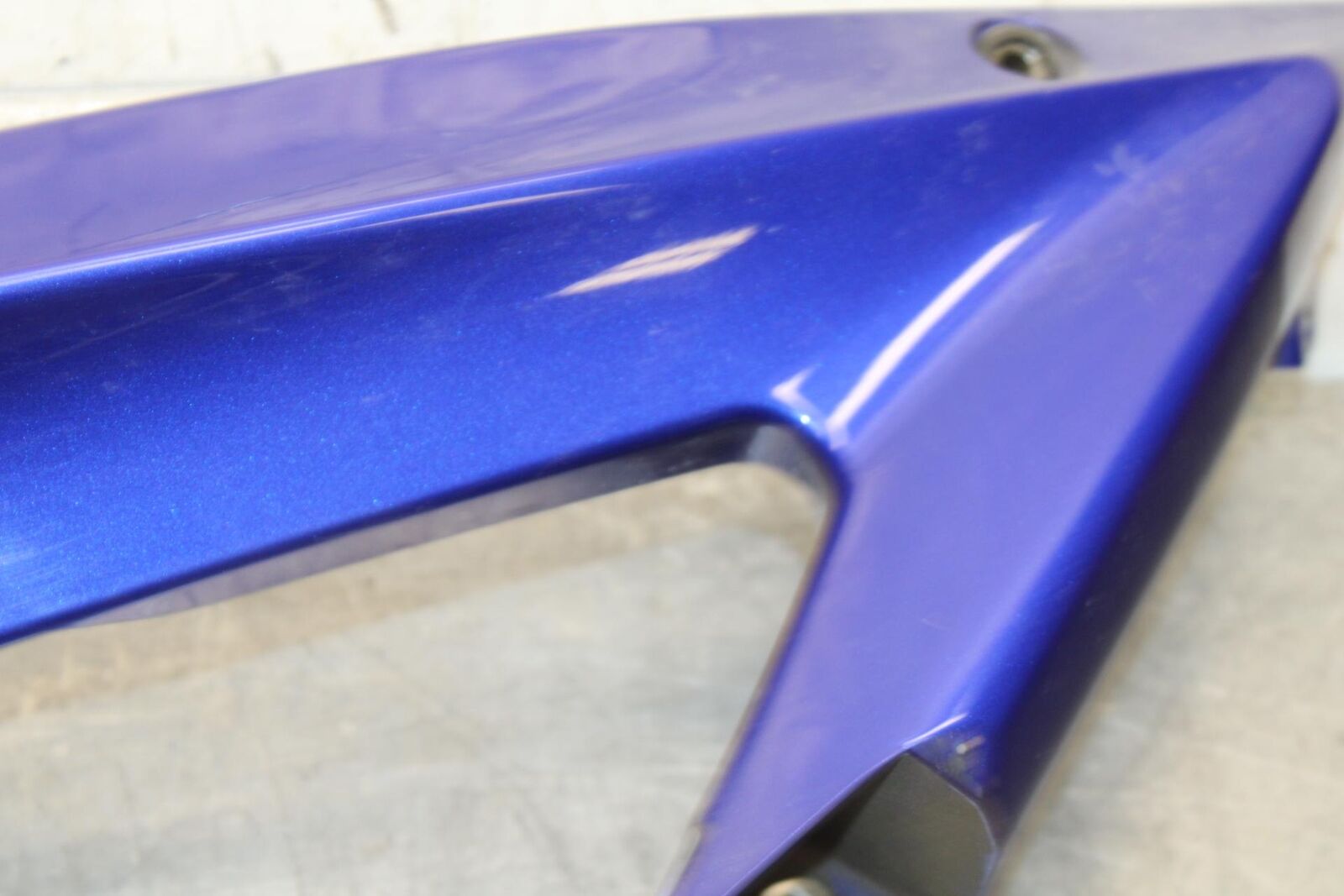 2006 Yamaha YZF R6 LEFT RIGHT PAIR MID UPPER SIDE FAIRING COWL PLASTIC BB560