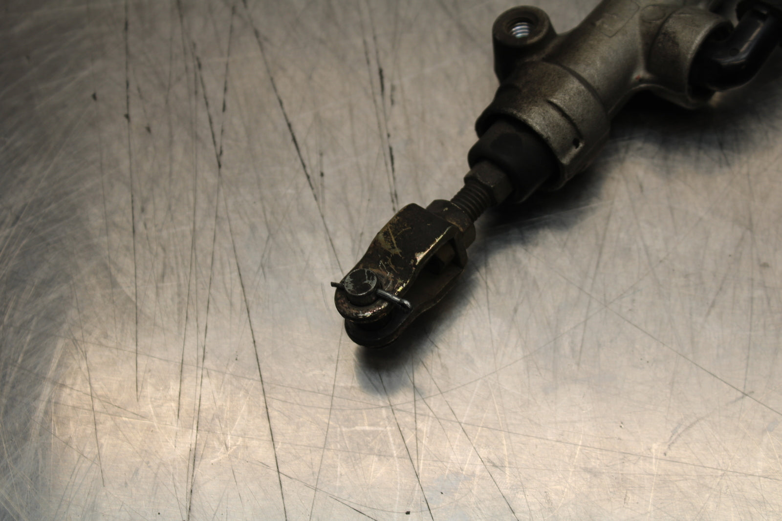 04-05 KAWASAKI NINJA ZX10R REAR BACK BRAKE MASTER CYLINDER W RESERVOIR BB163