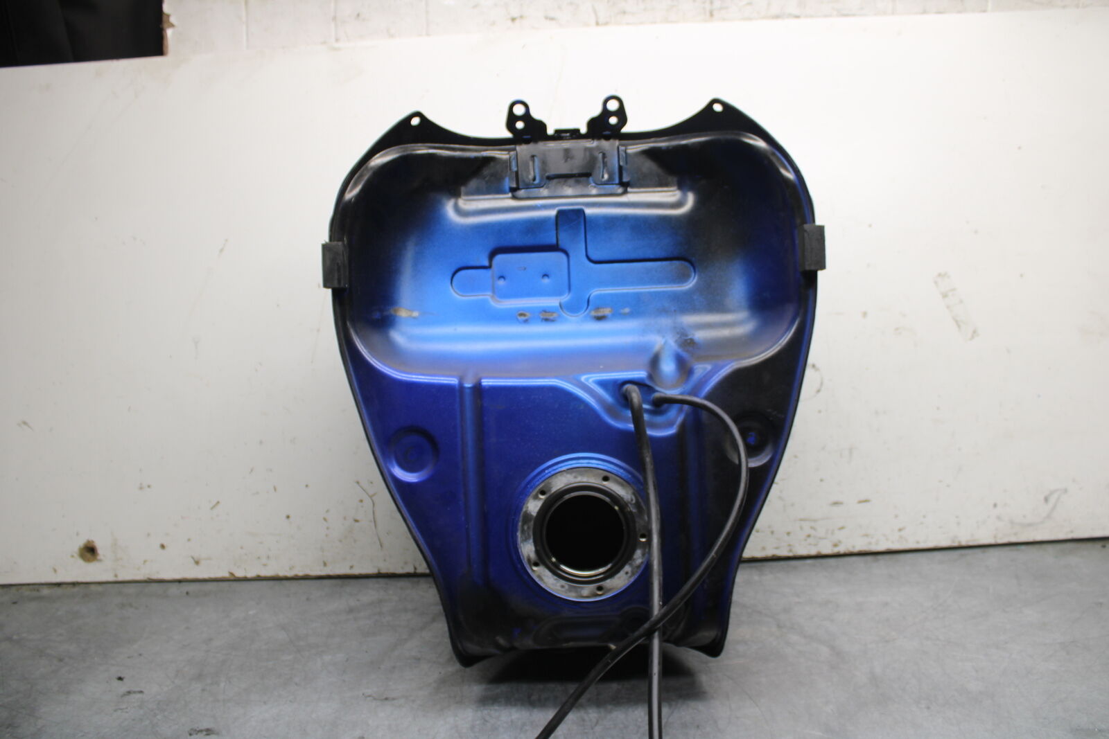 06-07 SUZUKI GSXR 600 GAS TANK FUEL CELL PETROL RESERVOIR BB737