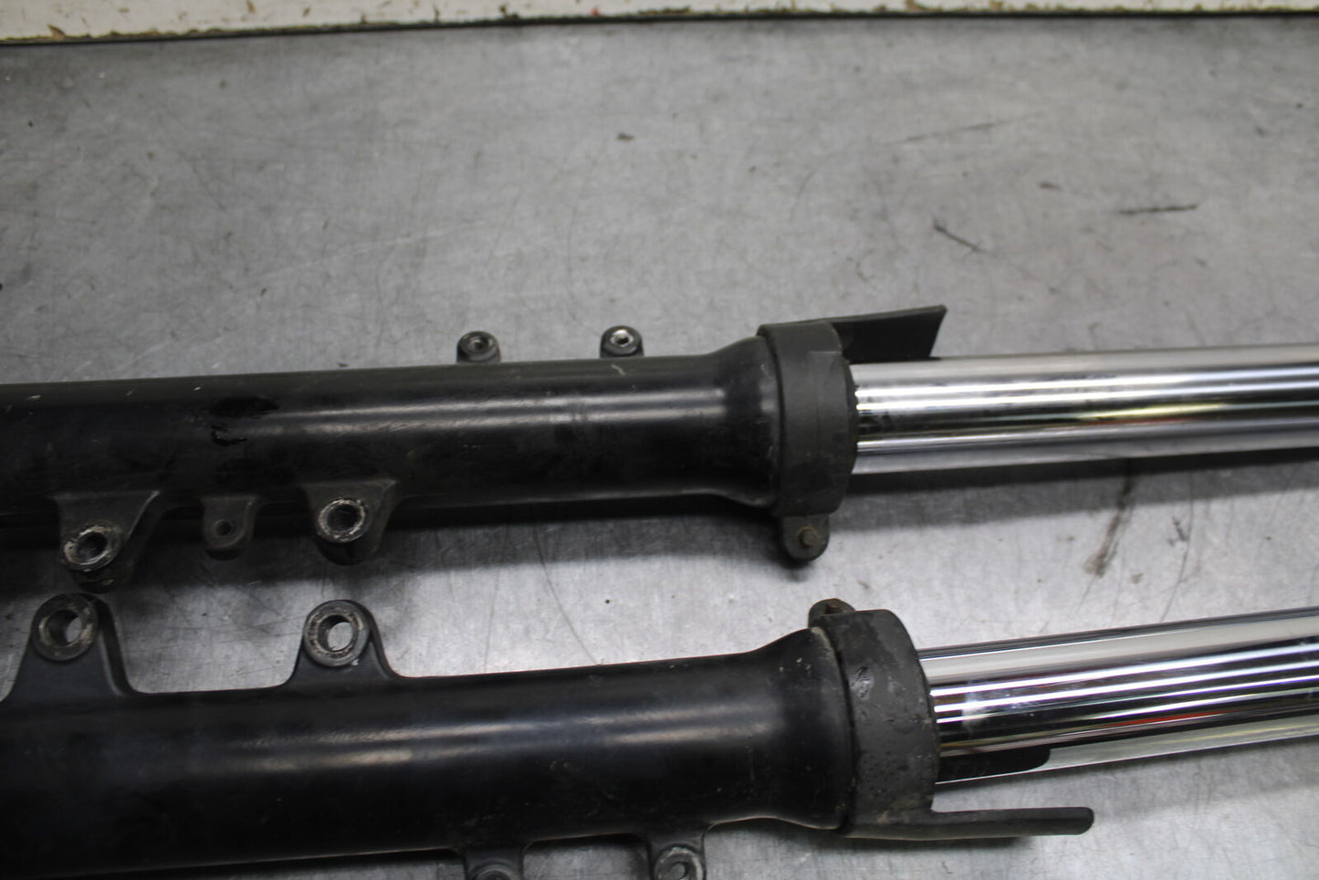 03-04 TRIUMPH DAYTONA 600 FRONT FORKS SHOCK SUSPENSION SET PAIR BB745