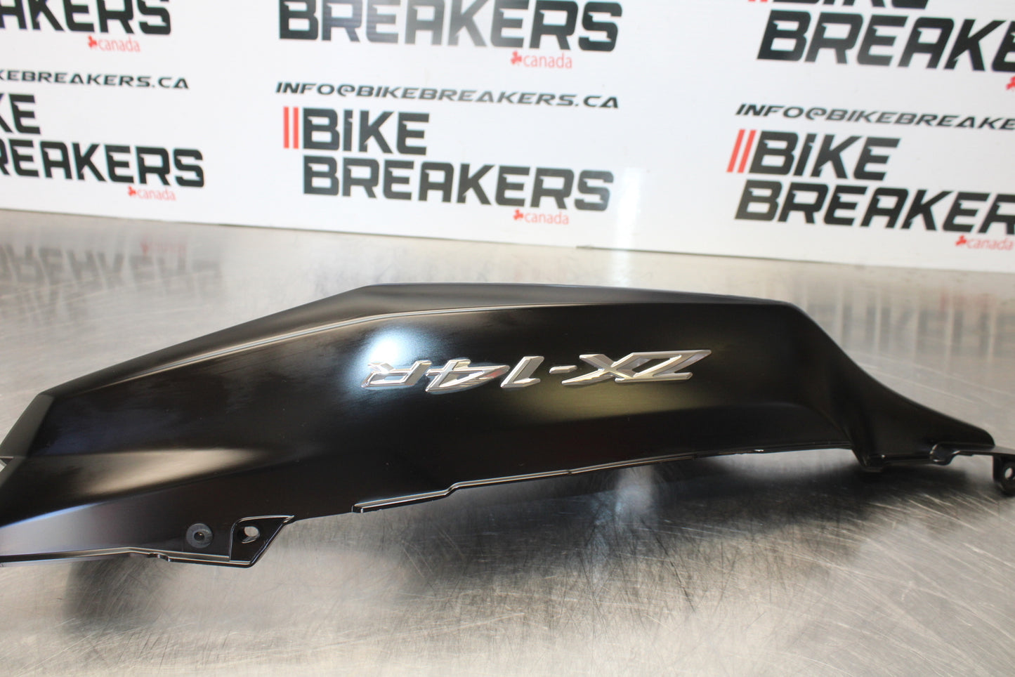 23-24 KAWASAKI NINJA ZX14R LEFT REAR BACK TAIL FAIRING COWL SHROUD BB169