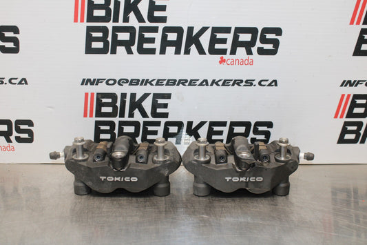 08-10 SUZUKI GSXR 600 RIGHT LEFT FRONT BRAKE CALIPER SET PAIR CALIPERS BB202