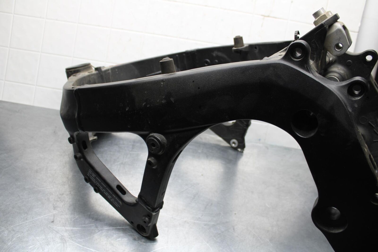 2015 Suzuki GSXR750 FRAME CHASSIS 41100-15J00-YAP BB595