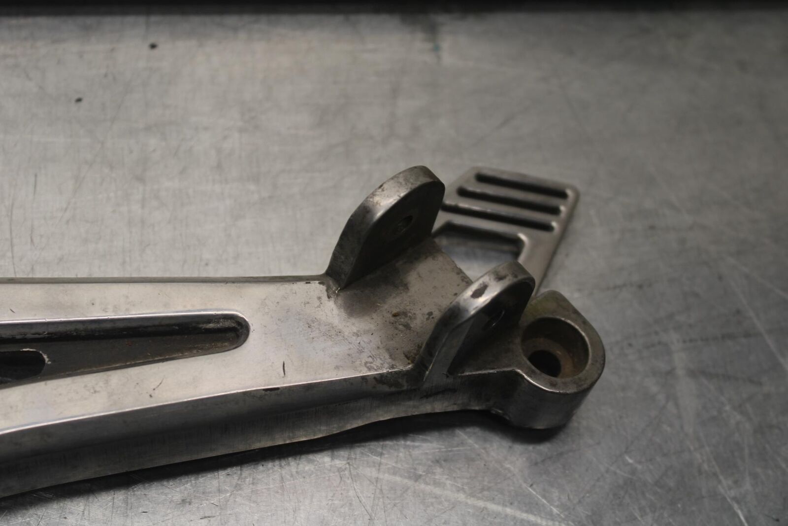 1985 Kawasaki Ninja 900R ZX900A LEFT REARSET REAR SET DRIVER FOOT PEG  BB84