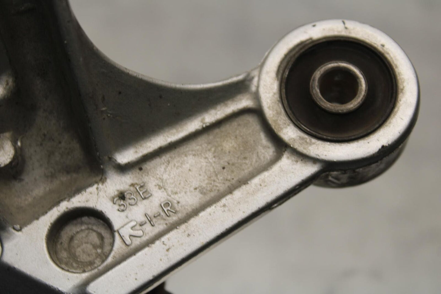 1999 Suzuki GSXR600 RIGHT REAR BACK PASSENGER PEG BB580