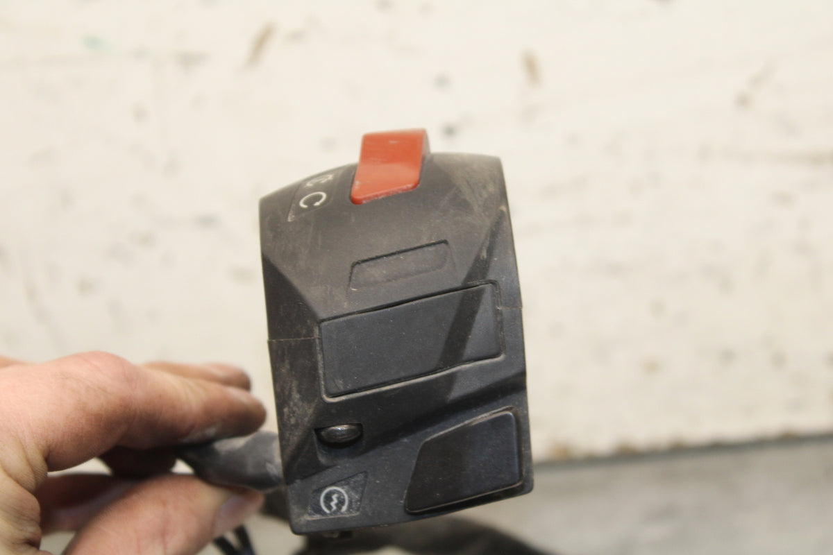 13-16 KTM 390 DUKE RIGHT CLIP ON HANDLE KILL OFF START SWITCH SWITCHES BB748