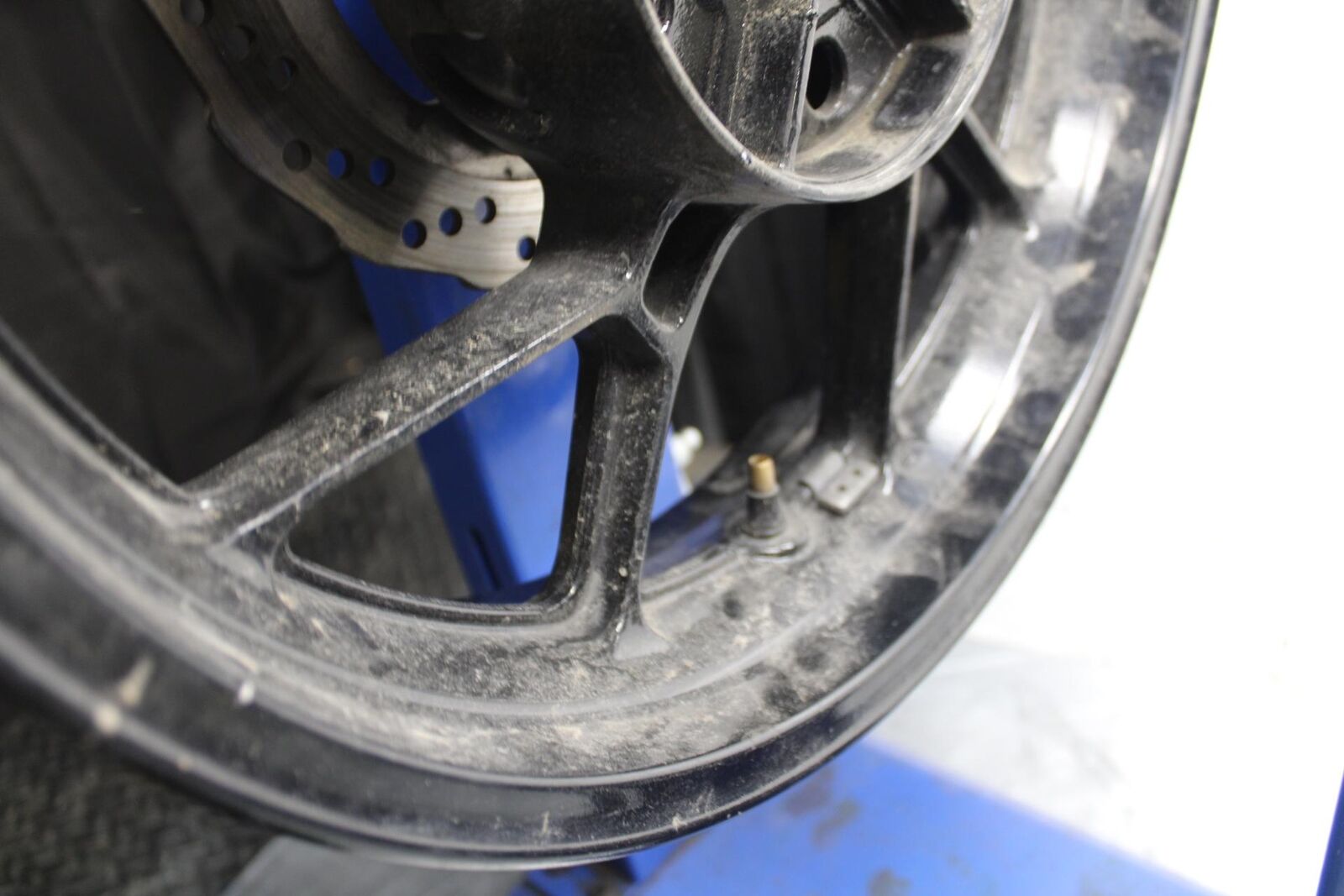 17-23 SUZUKI GSXR 250 GSX250RL8 REAR WHEEL BACK RIM W ROTOR BB490