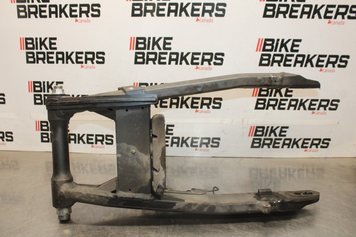 23 KAWASAKI Z900RS REAR SWINGARM BACK SUSPENSION SWING ARM BB935