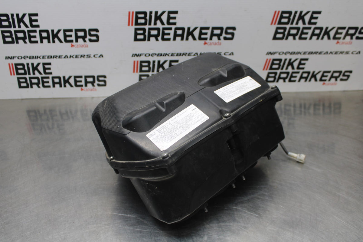 07 YAMAHA YZF R1 AIRBOX AIR INTAKE FILTER BOX BB826