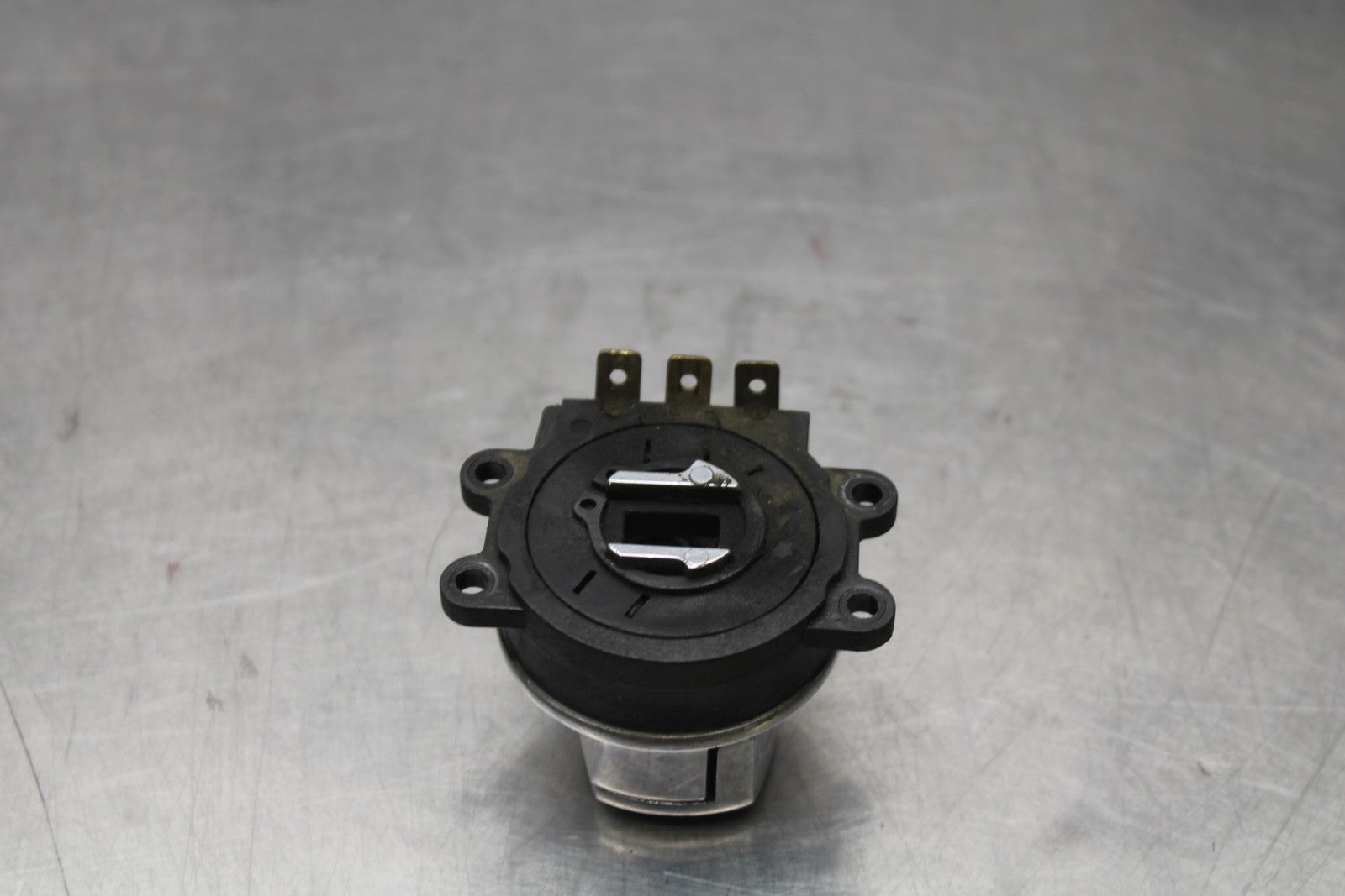 03-08 KAWASAKI VULCAN 1600 IGNITION LOCK KEY SET W/ GAS CAP BB196