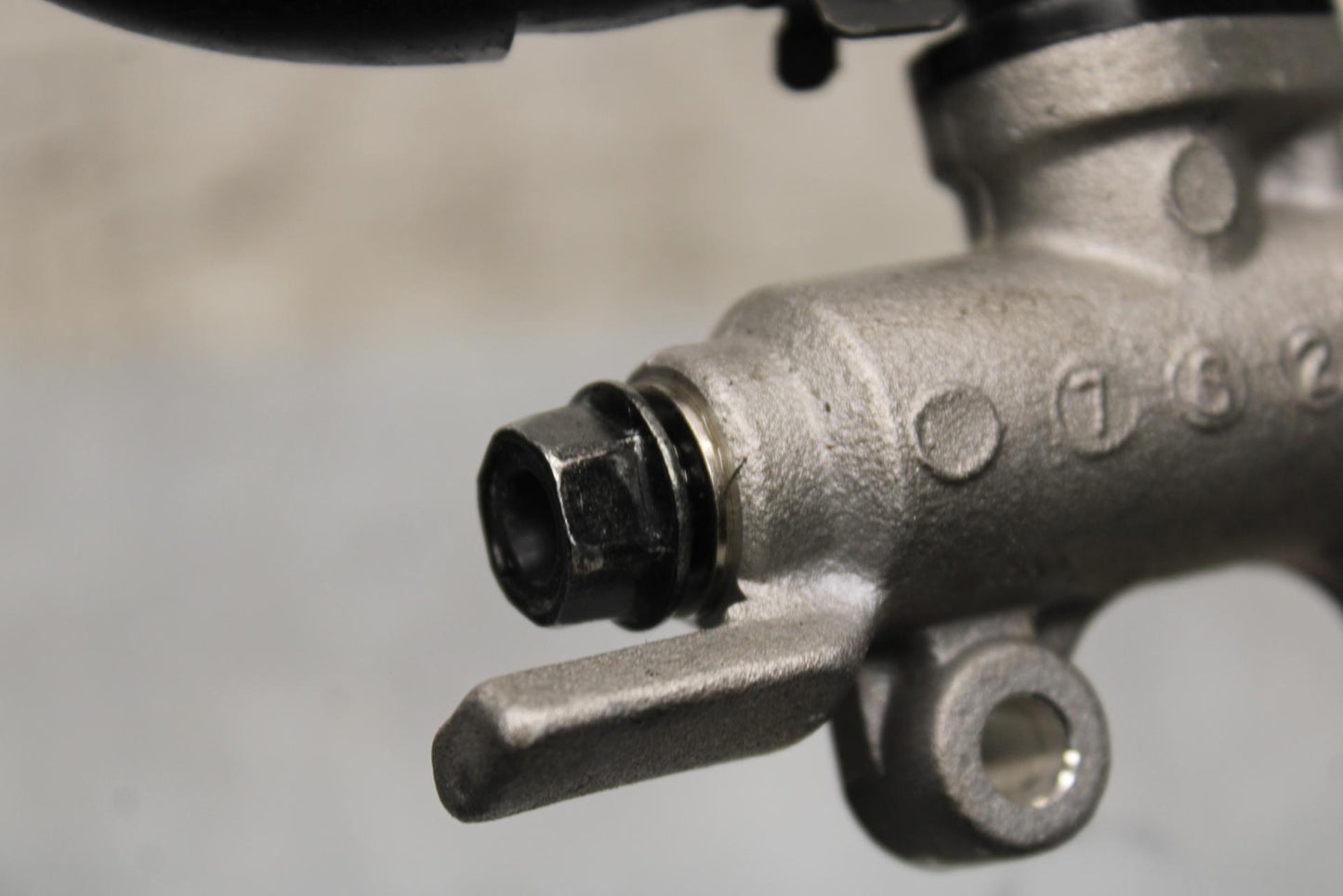 2008 Honda Interceptor 800 VFR800A ABS REAR BACK BRAKE MASTER CYLINDER  BB566