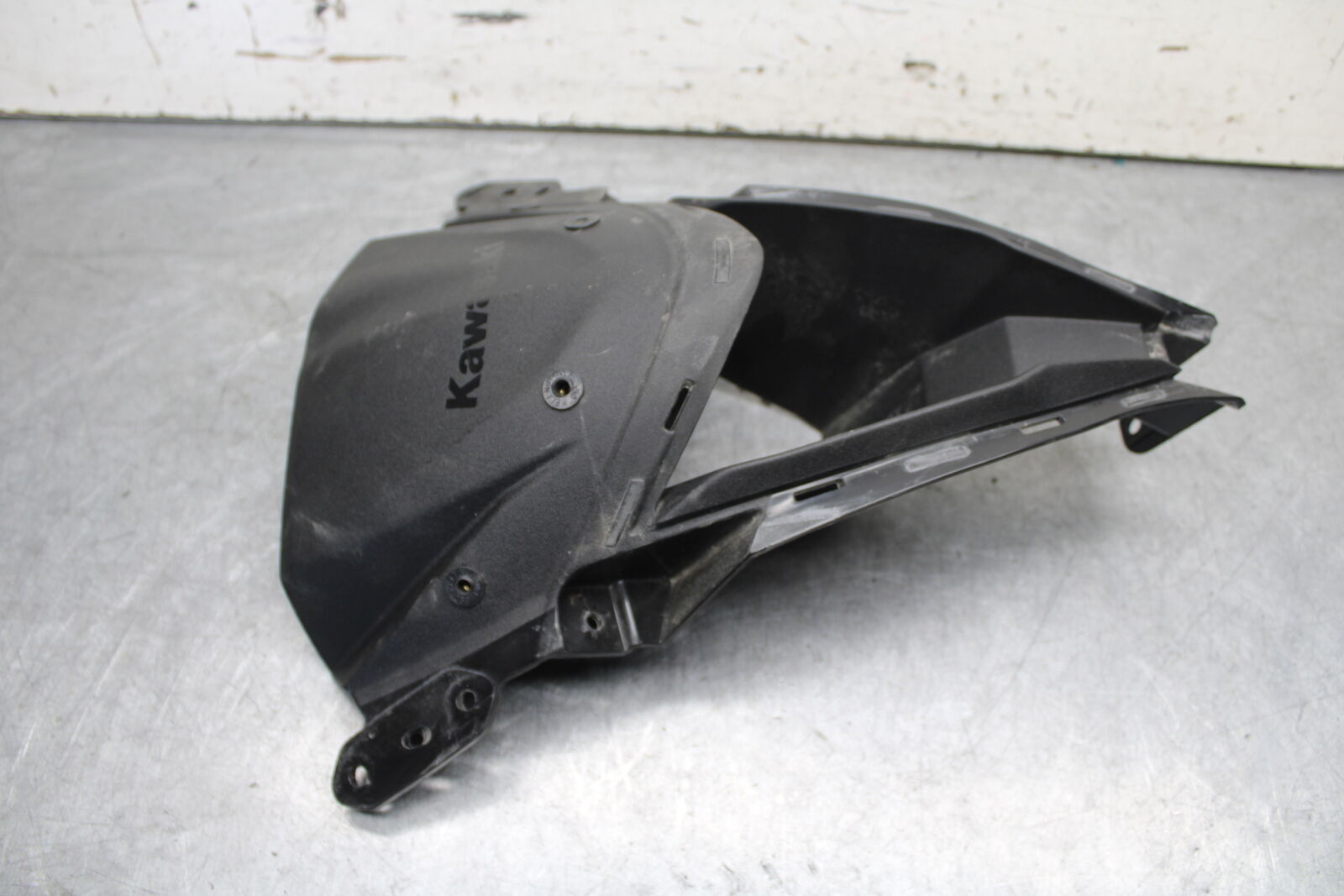 13-18 KAWASAKI NINJA ZX6R FRONT CENTER COWL FAIRING 55028-0443 BB666