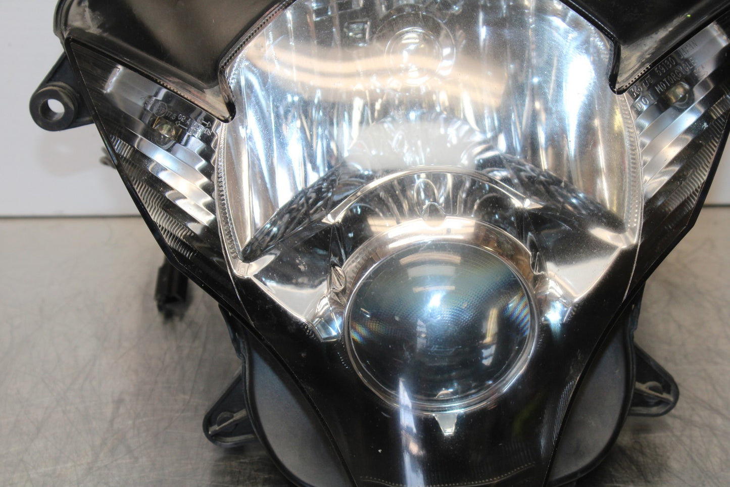 06-07 SUZUKI GSXR 600 FRONT HEADLIGHT HEAD LIGHT LAMP BB170