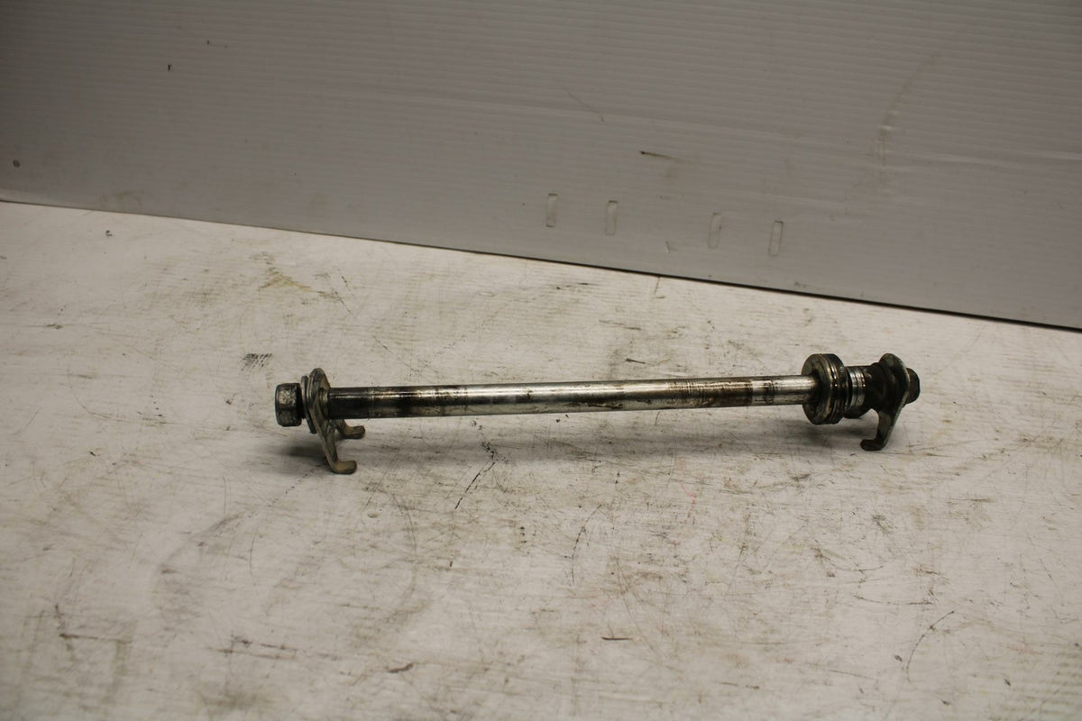 09 YAMAHA FZ6 REAR AXLE BACK WHEEL RIM PIVOT BOLT AXEL BB295