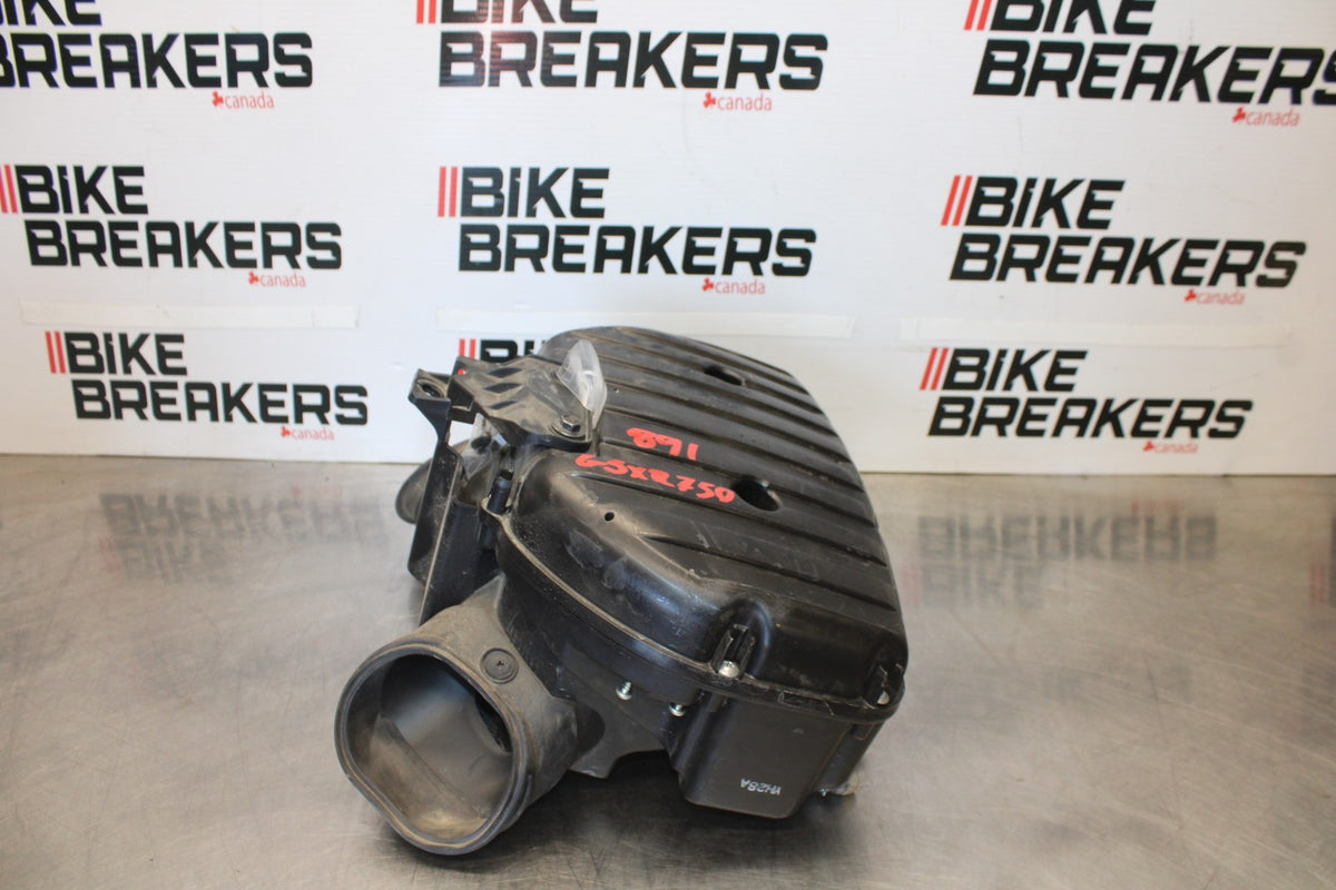 18 SUZUKI GSXR750 AIRBOX AIR INTAKE FILTER BOX BB891