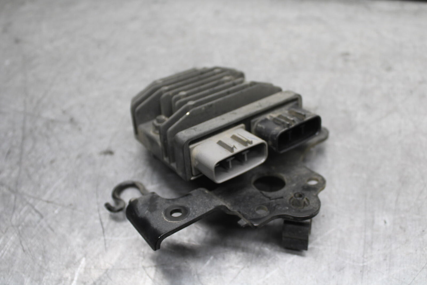 17-24 YAMAHA BOLT XVS950 RECTIFIER VOLTAGE REGULATOR BB729
