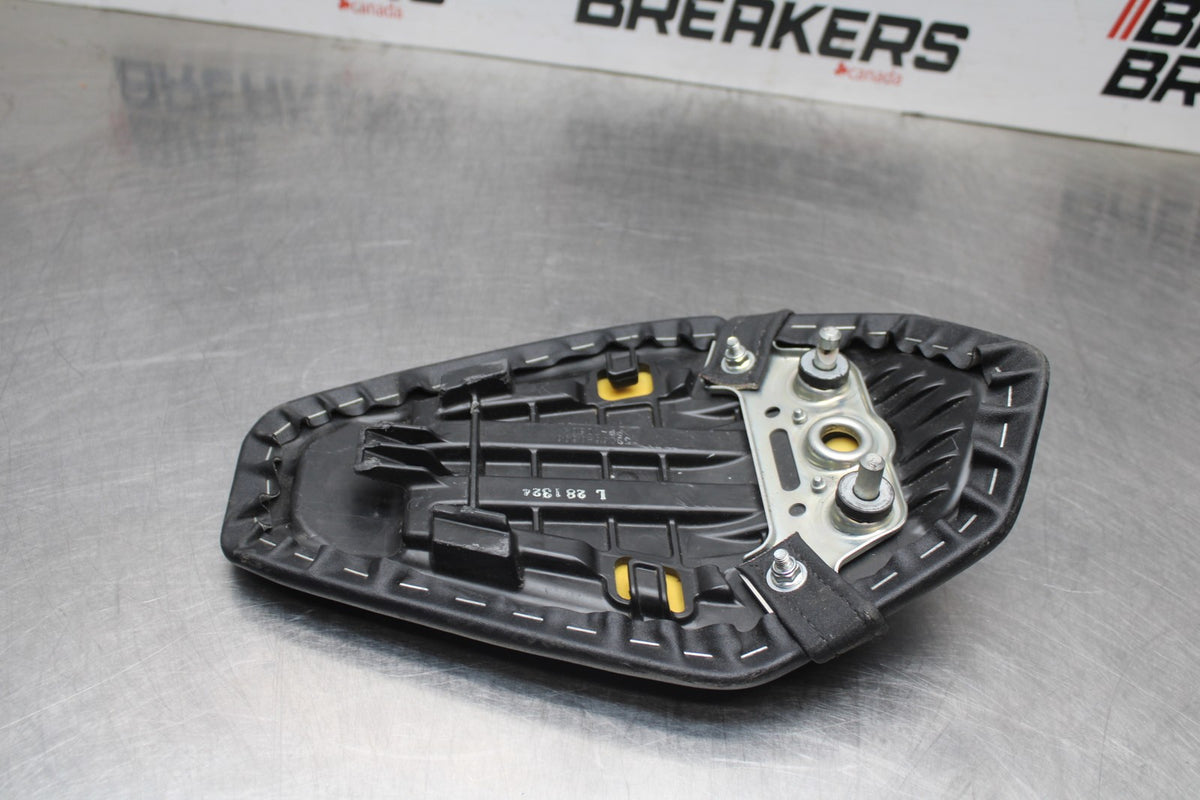 21-22 KAWASAKI NINJA ZX10R REAR BACK PASSENGER TANDEM SEAT SADDLE PILLION BB840