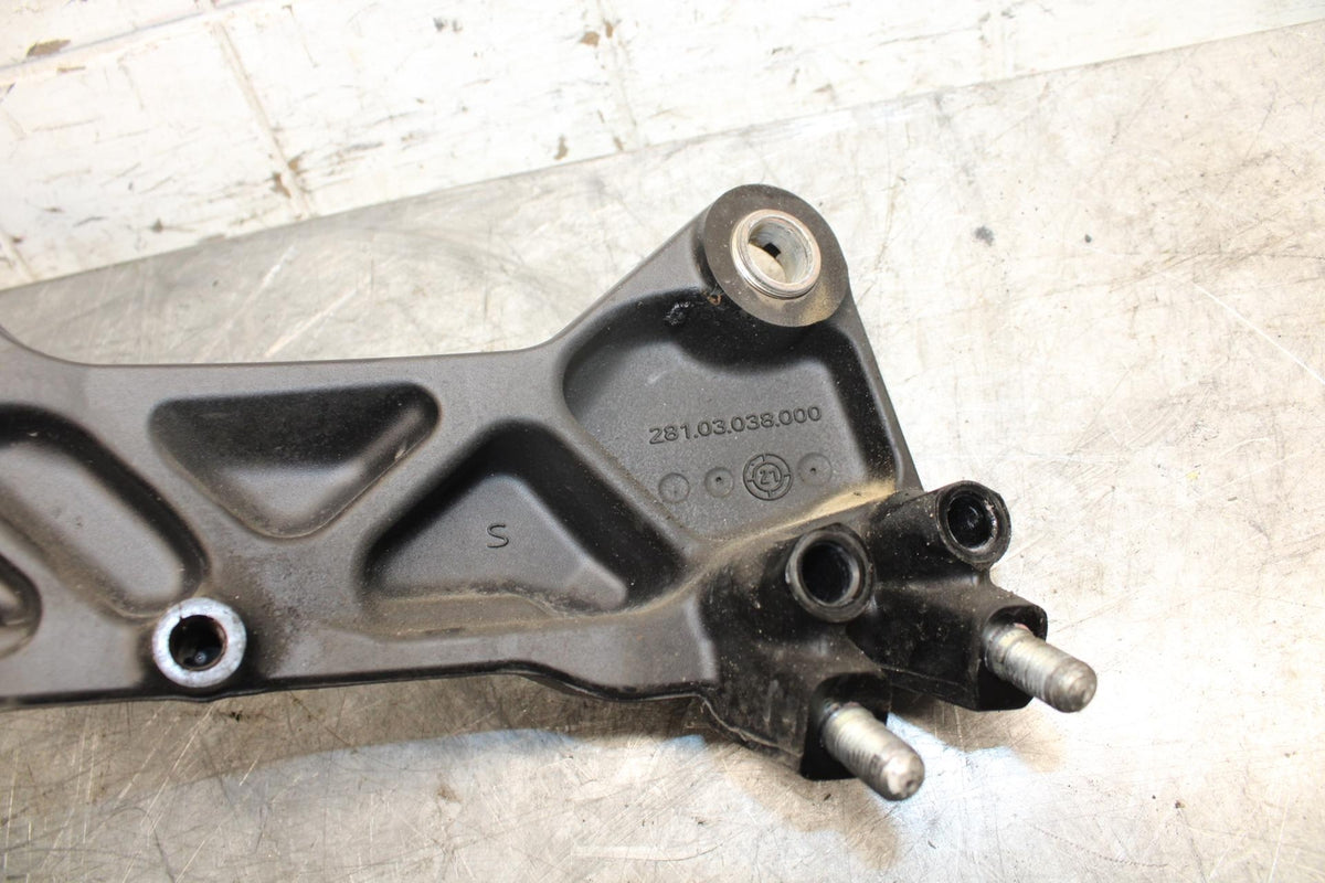 22-23 HUSQVARNA VITPILEN 401 LEFT REARSET REAR SET DRIVER FOOT PEG BRACKET BB541