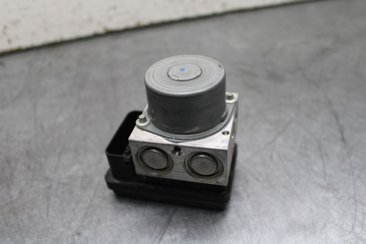 18-24 KAWASAKI NINJA 650 ABS PUMP UNIT MODULE BB725