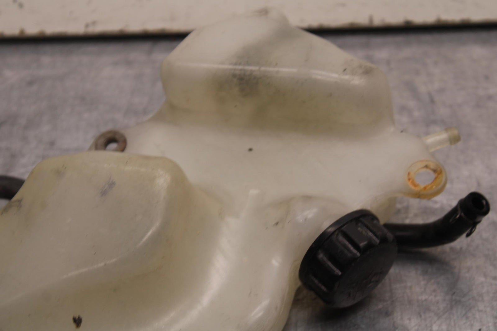 09-12 KAWASAKI NINJA ZX6R ZX600R COOLANT WATER TANK RESERVOIR 43078-0057  BB617