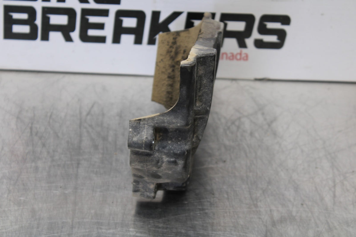 24-25 KAWASAKI NINJA ZX4R ENGINE SPROCKET COVER BB174