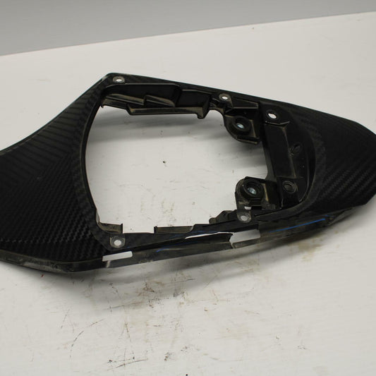11-19 SUZUKI GSXR600 CENTER REAR BACK TAIL FAIRING COVER TRIM COWL BB 241