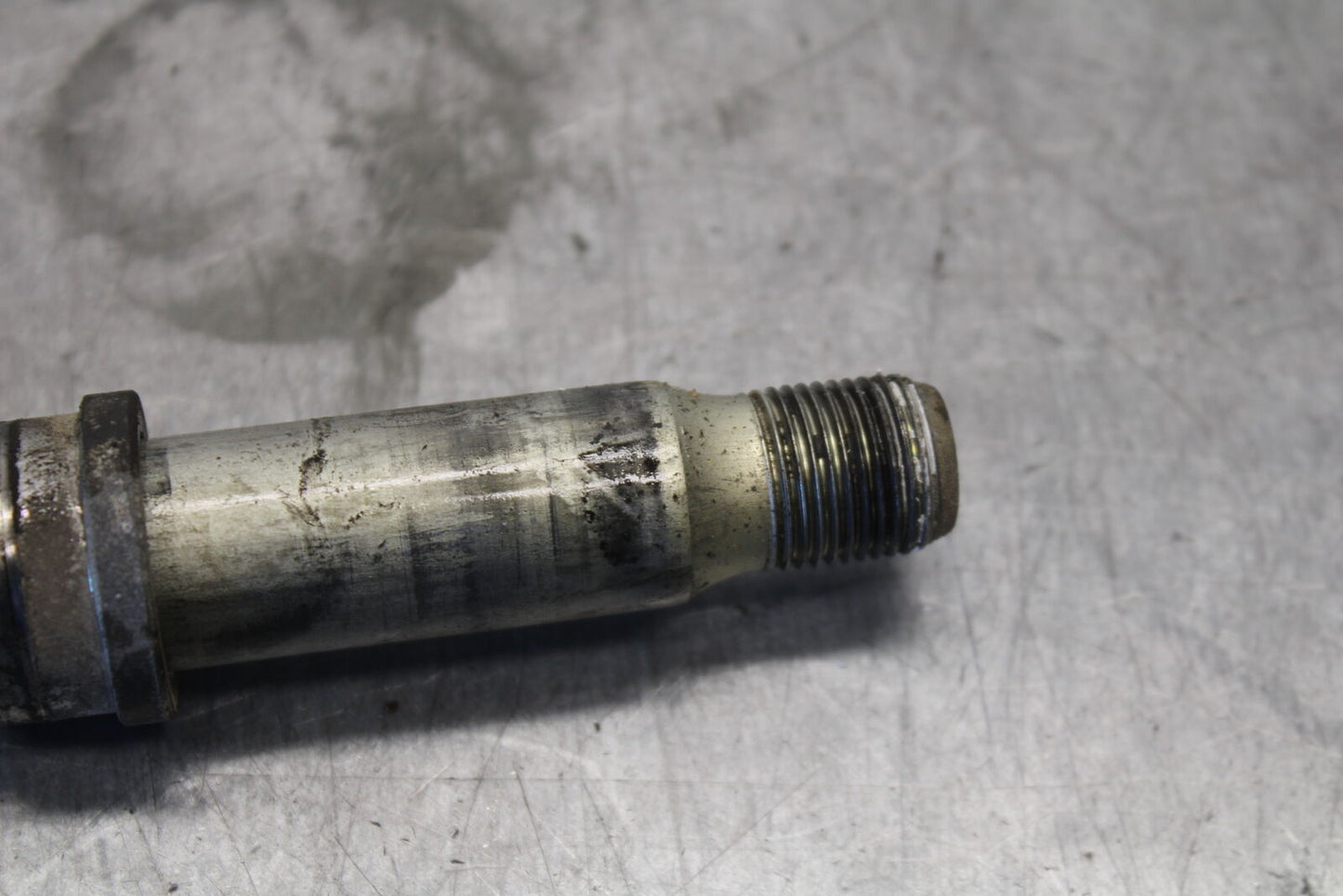 07-09 YAMAHA FZ6 FRONT WHEEL RIM AXLE PIVOT BOLT BB713