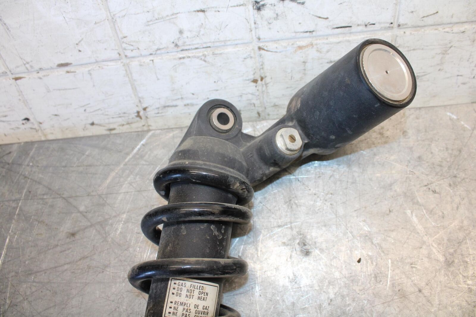 2007 Honda CBR600RR REAR BACK SHOCK ABSORBER SUSPENSION 52400-MFJ-A02 BB536