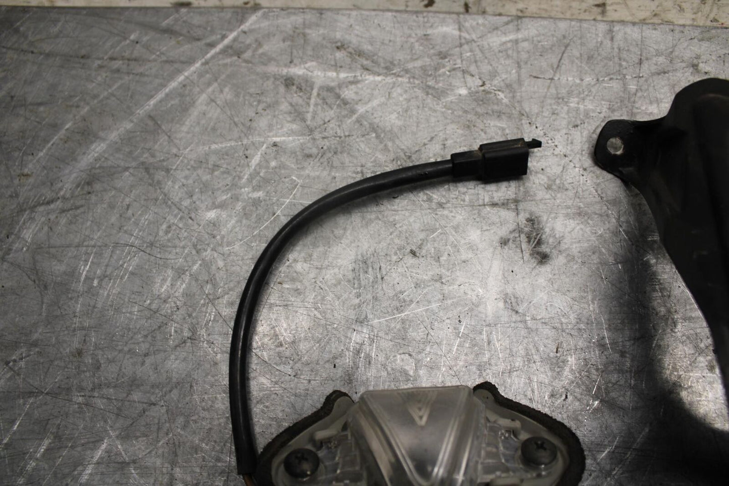 2007 Kawasaki Ninja ZX6R ZX600P RUNNING PILOT FRONT LIGHT  23016-0012 BB47