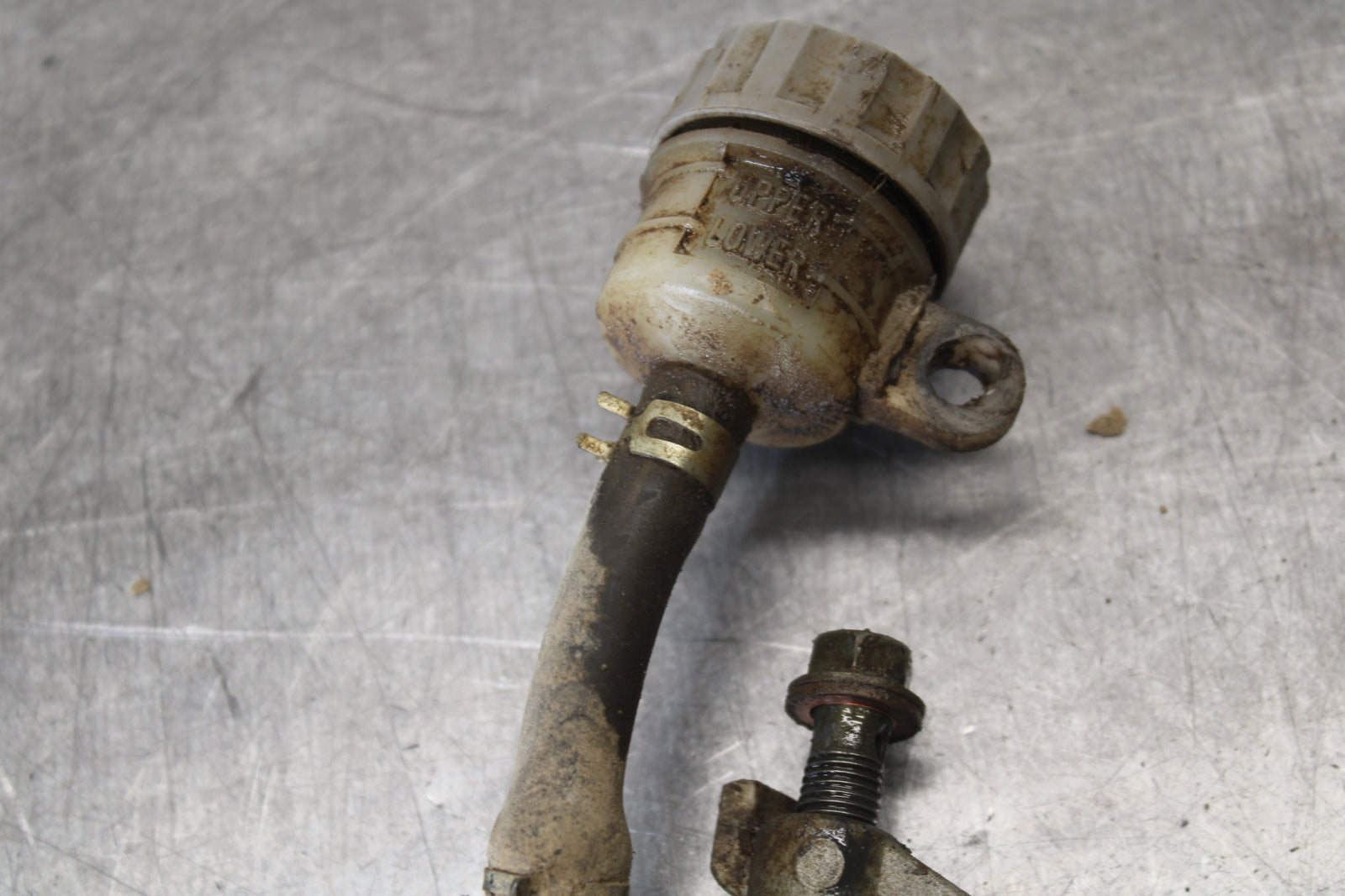 01-05 YAMAHA RAPTOR 660R REAR BACK BRAKE MASTER CYLINDER W RESERVOIR BB695