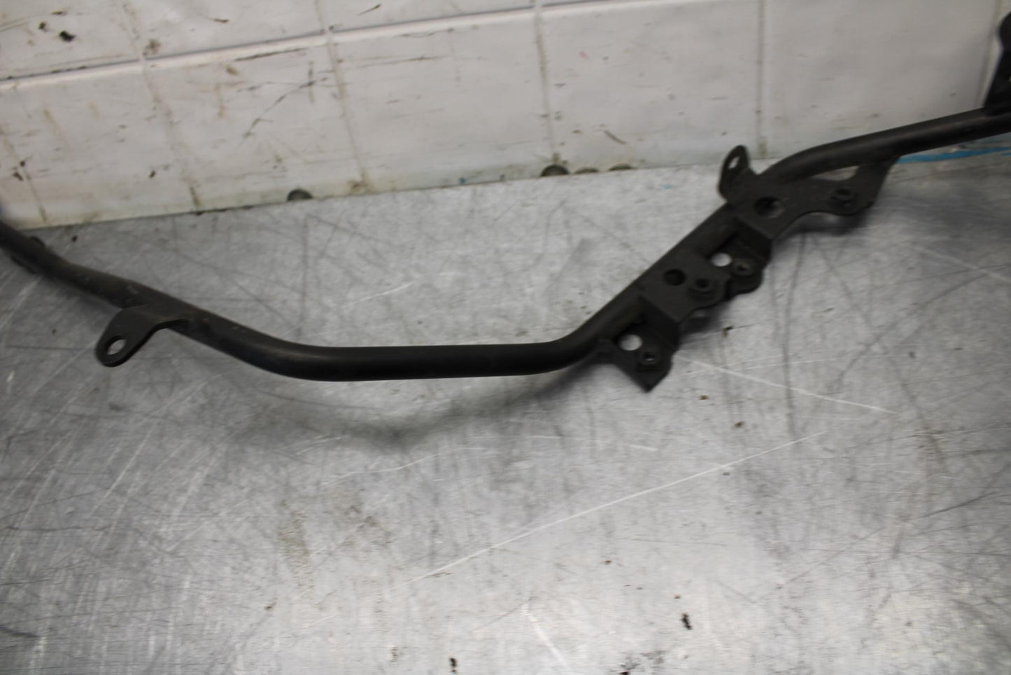 07-08 KAWASAKI CONCOURS 1400 ABS RIGHT FAIRING STAY BRACKET BB449