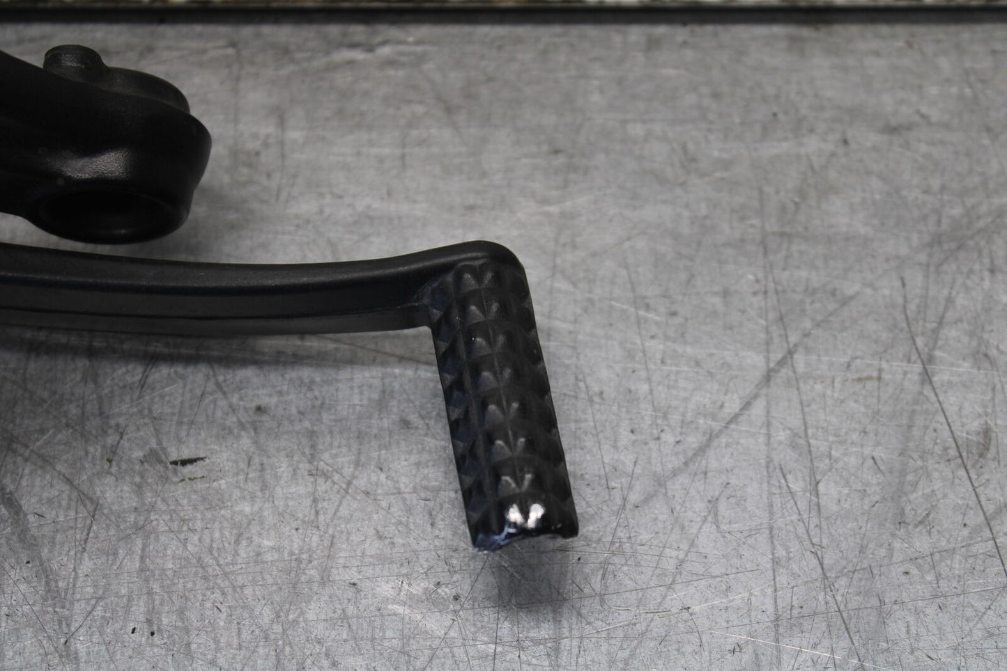 17-24 SUZUKI SV650 RIGHT REARSET REAR SET DRIVER FOOT PEG REST STOP BB706