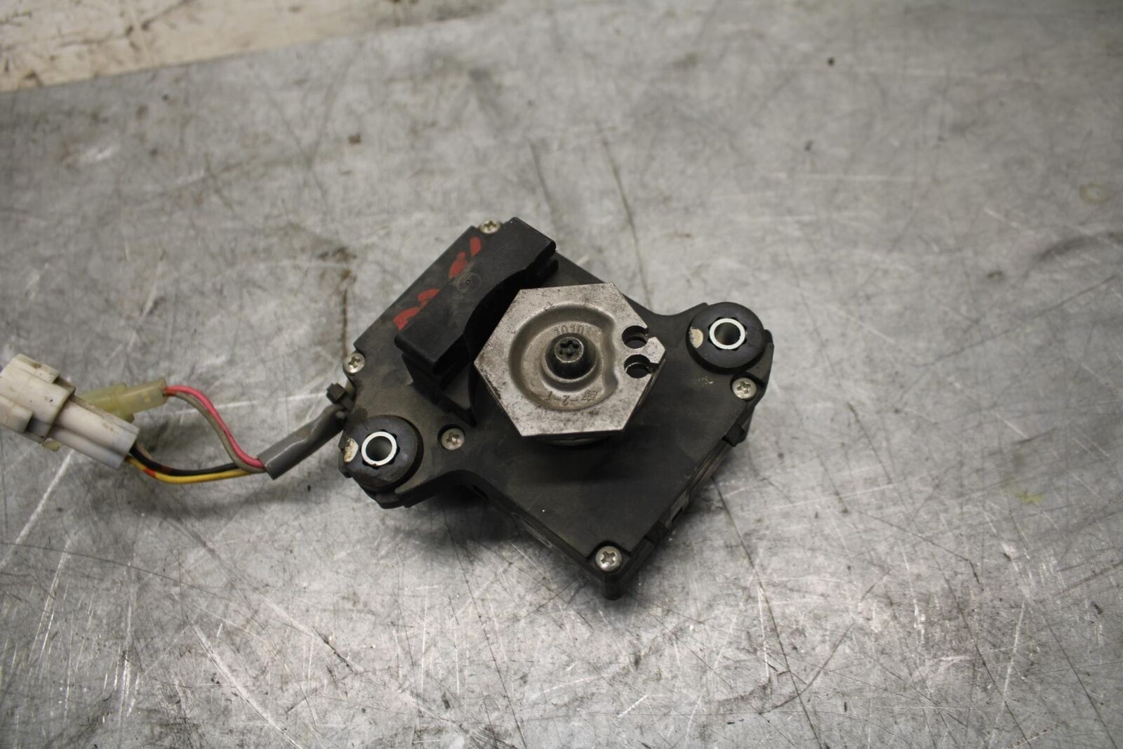 2009 Kawasaki Ninja ZX6R ZX600R EXHAUST VALVE SERVO MOTOR 21174-0005 BB44