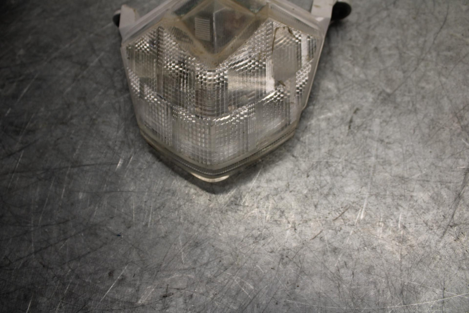 2012 Kawasaki Ninja ZX6R  REAR TAIL TAILLIGHT BACK BRAKE LIGHT 23025-0059  BB529