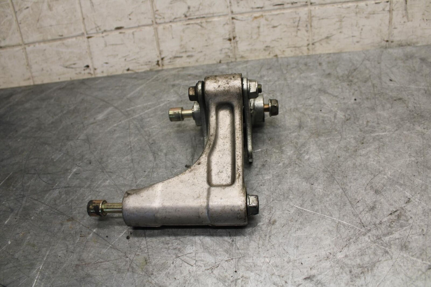 1999 Honda Super Hawk 1000 VTR1000F REAR DOGBONE SHOCK LINKAGE LINK BB51