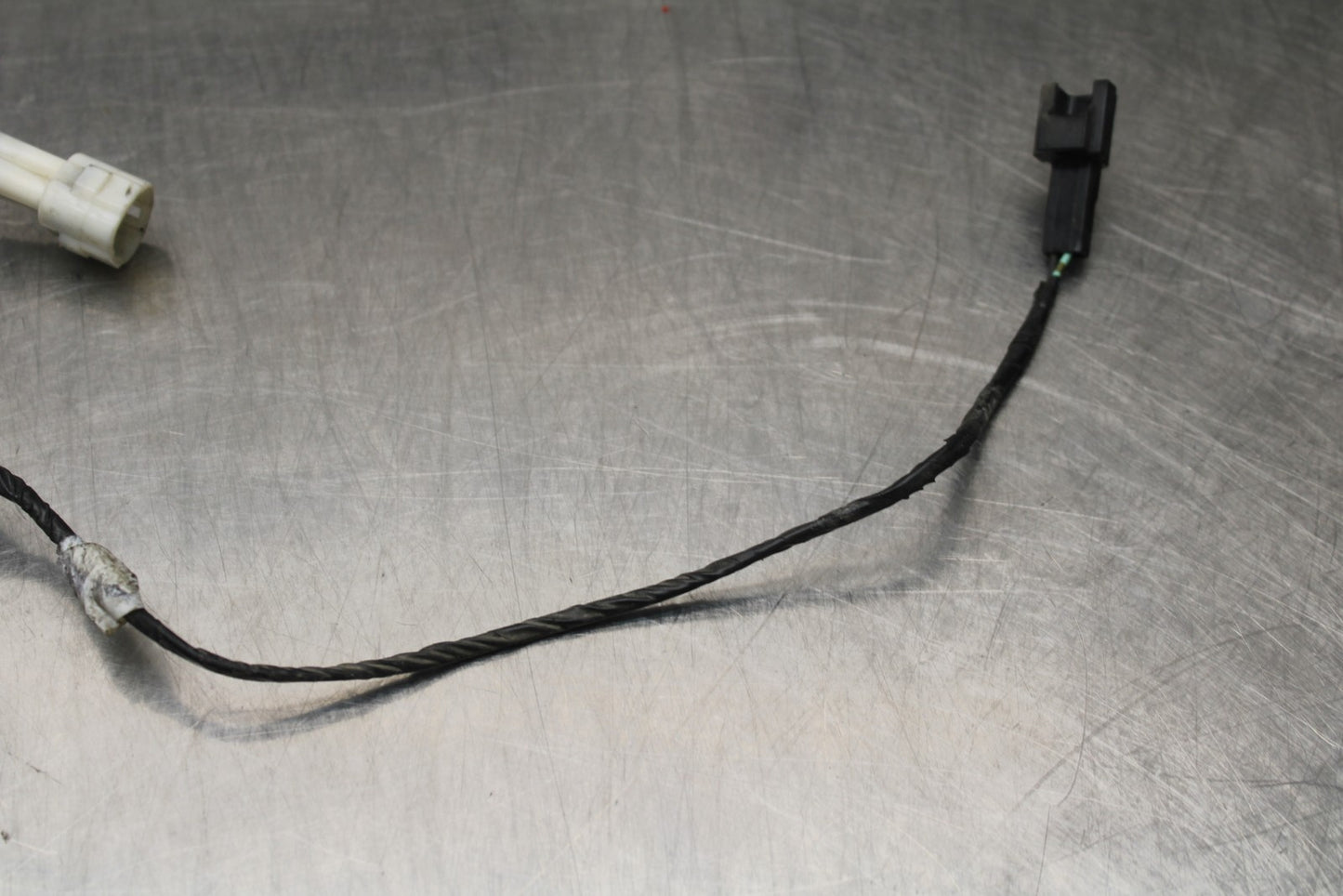 08-10 SUZUKI GSXR 600 TAIL LIGHT WIRING HARNESS MOTOR WIRE LOOM BB202