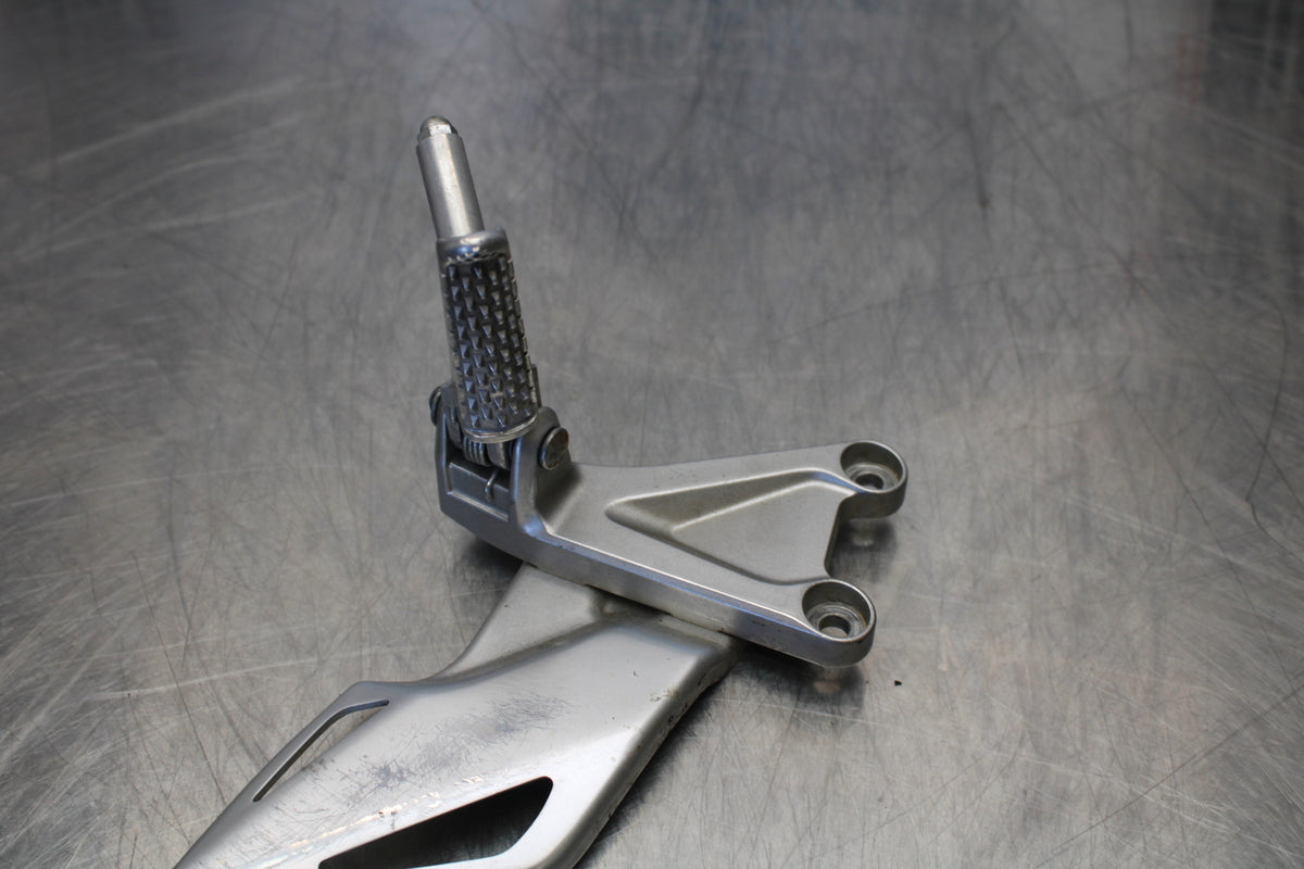12-16 HONDA CBR1000RR LEFT REARSET REAR SET DRIVER FOOT PEG REST STOP BB157