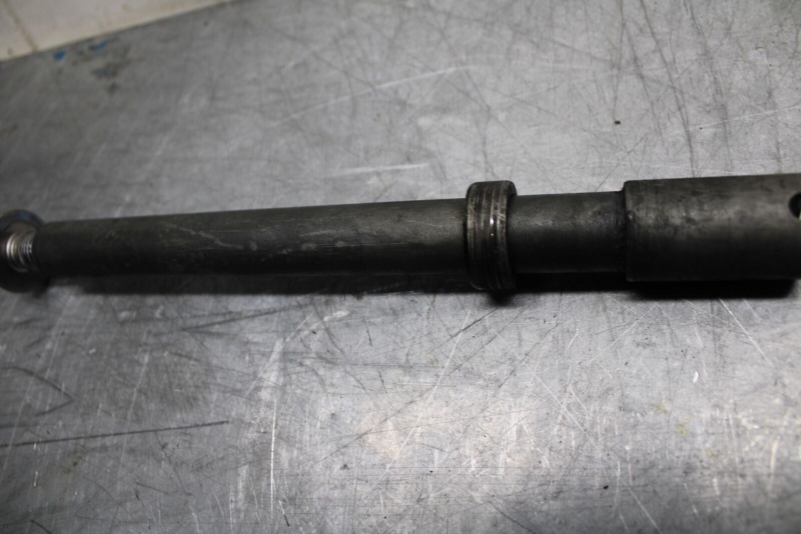 09-12 HONDA CBR600RR FRONT WHEEL RIM AXLE PIVOT BOLT 44301-MFJ-D00 BB450