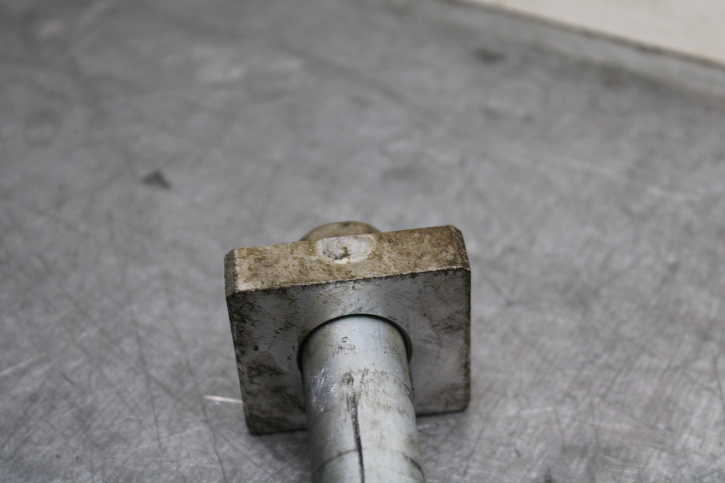 12-17 KAWASAKI NINJA 650 REAR AXLE BACK WHEEL RIM PIVOT BOLT AXEL BB129