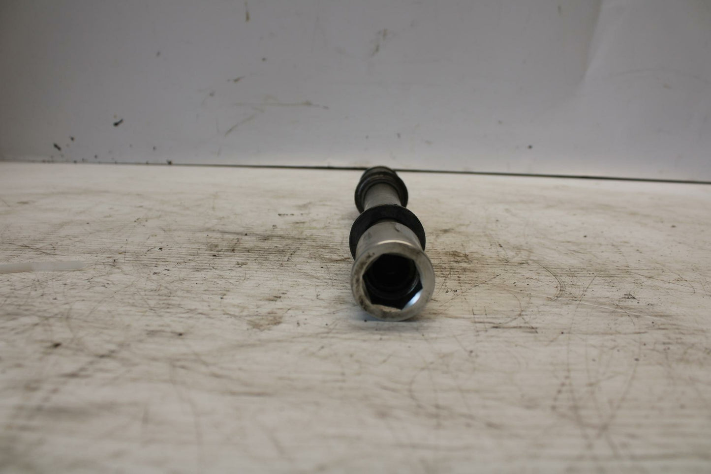 07-08 KAWASAKI NINJA ZX6R FRONT WHEEL RIM AXLE PIVOT BOLT  BB274