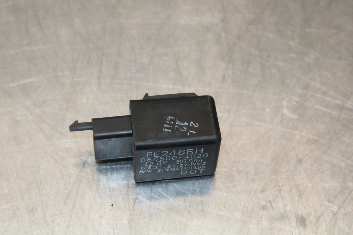 09-15 YAMAHA FZ6R TURN SIGNAL BLINKER RELAY FLASHER SWITCH BB161