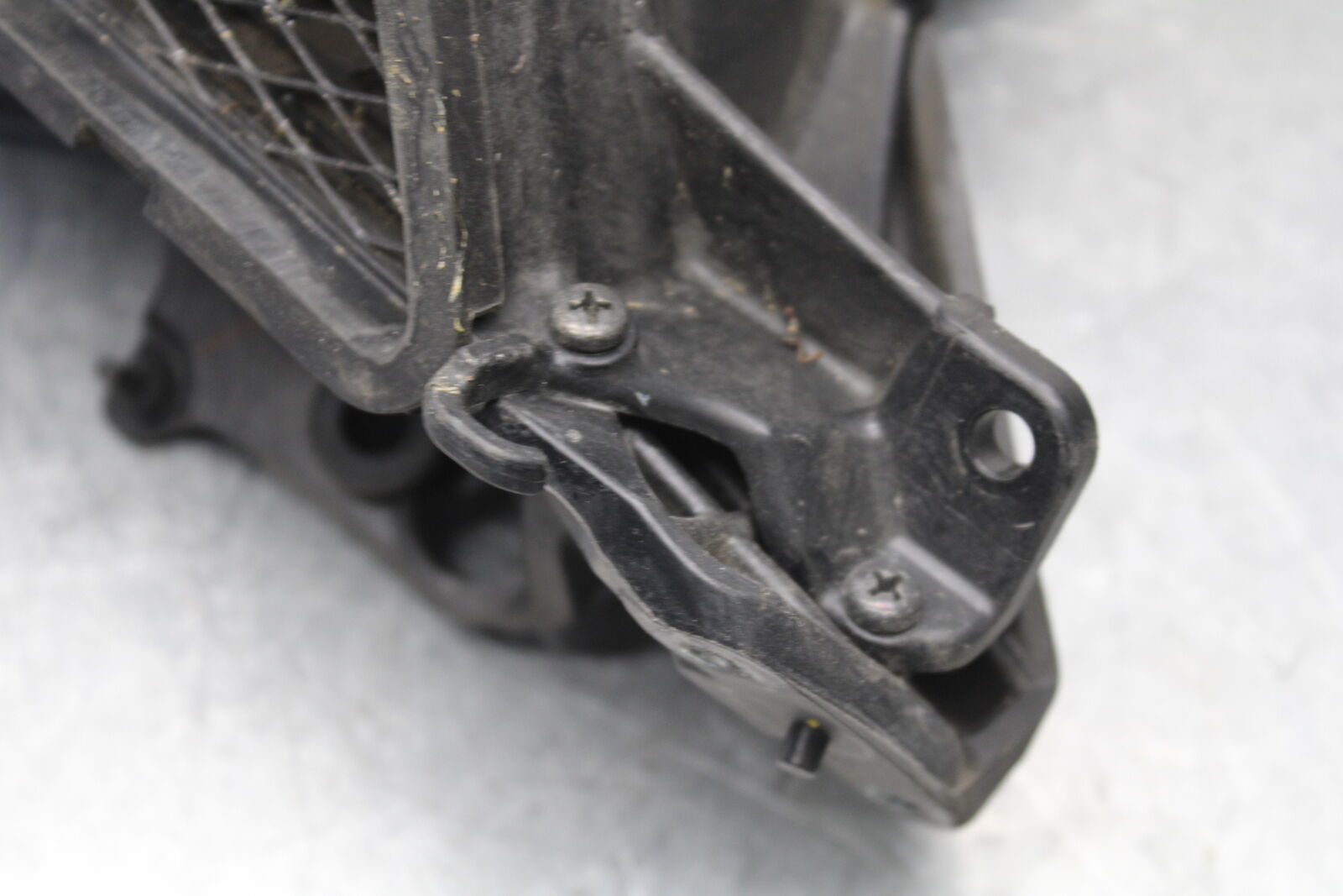 09-12 KAWASAKI NINJA ZX6R ZX600R RAM AIR INTAKE TUBE DUCT 39045-0039 BB656