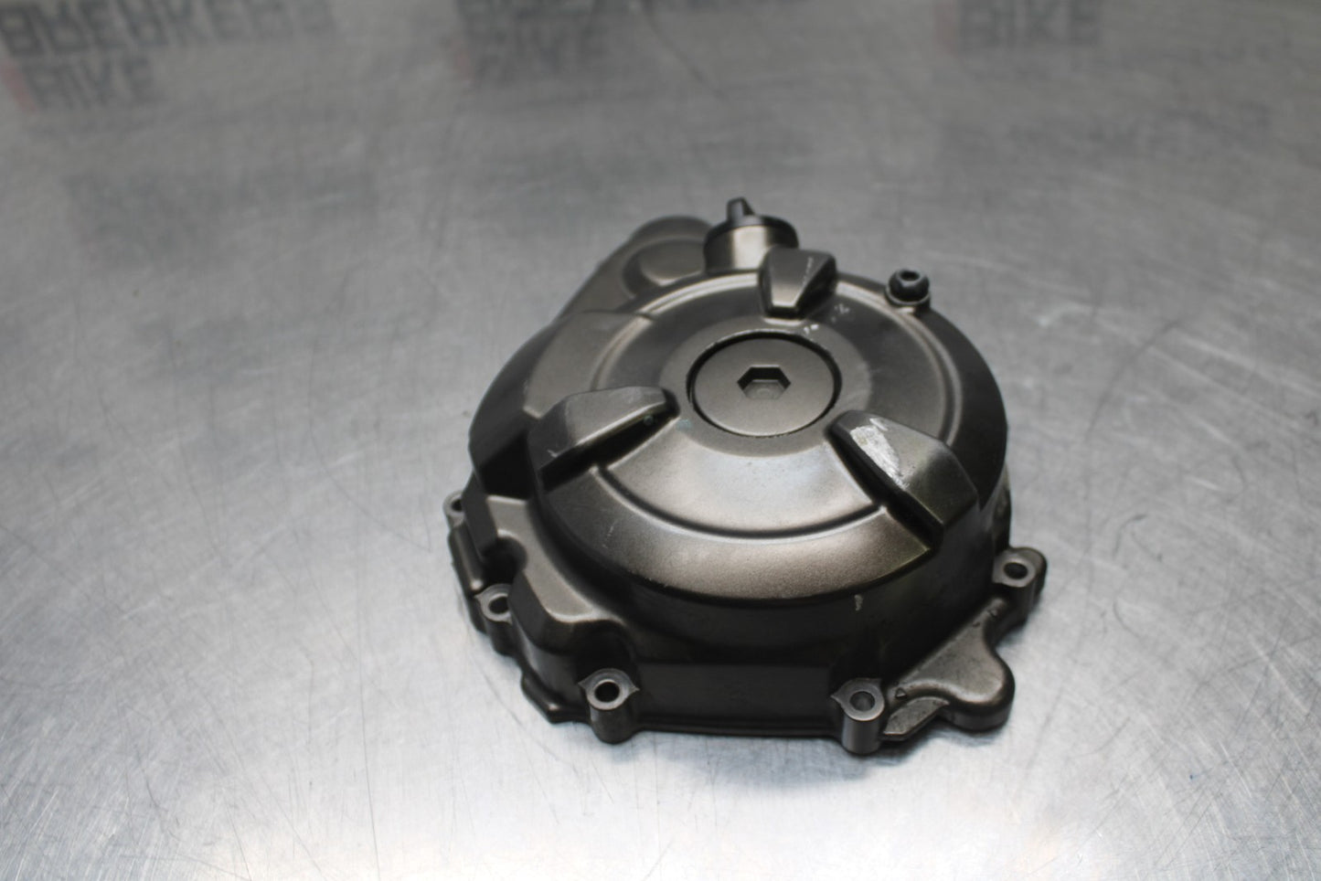 14-17 YAMAHA FZ07 STATOR MAGNETO ALTERNATOR GENERATOR COVER BB766