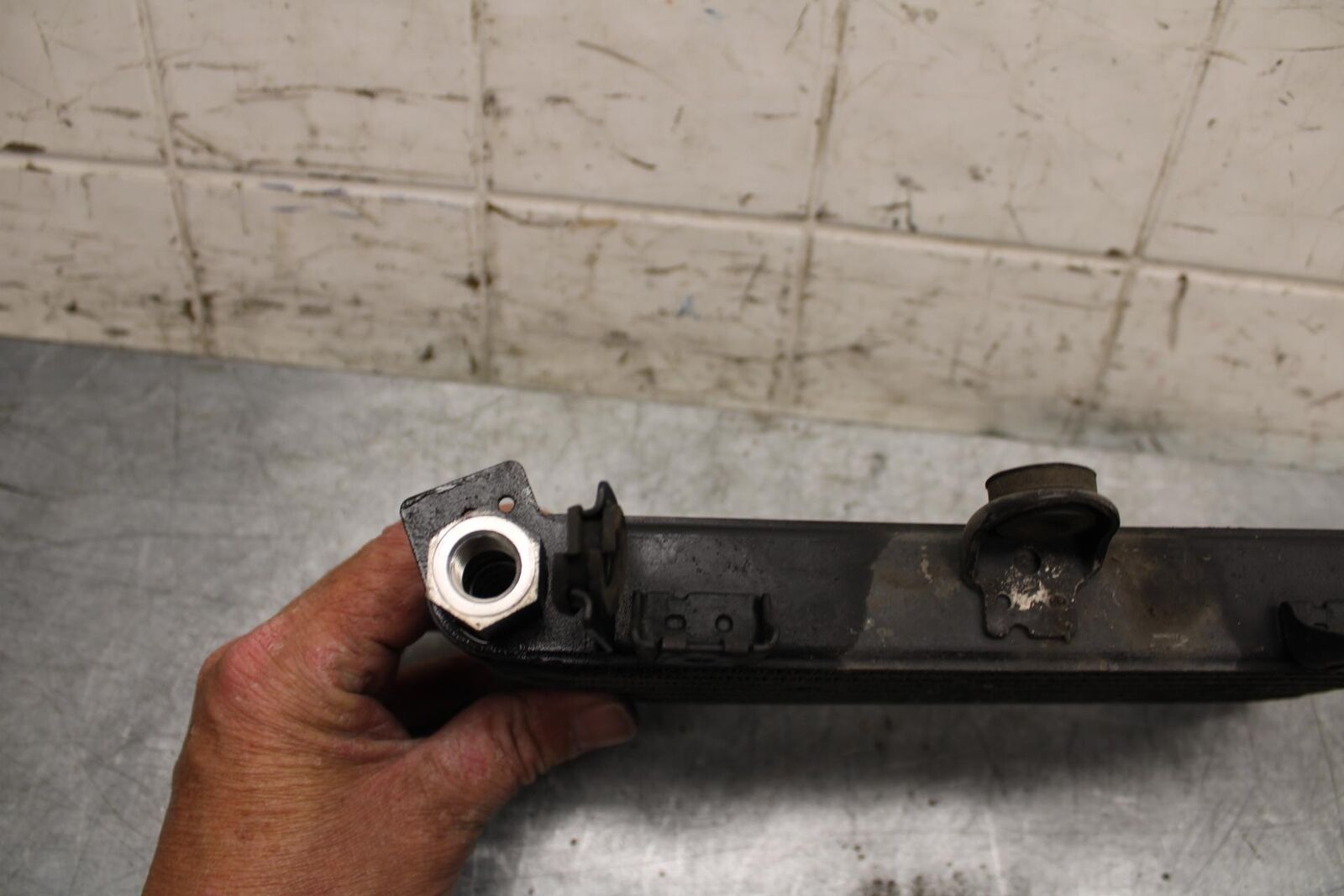 2001 Kawasaki Ninja ZX6 ZX600E ENGINE MOTOR OIL COOLER  BB547