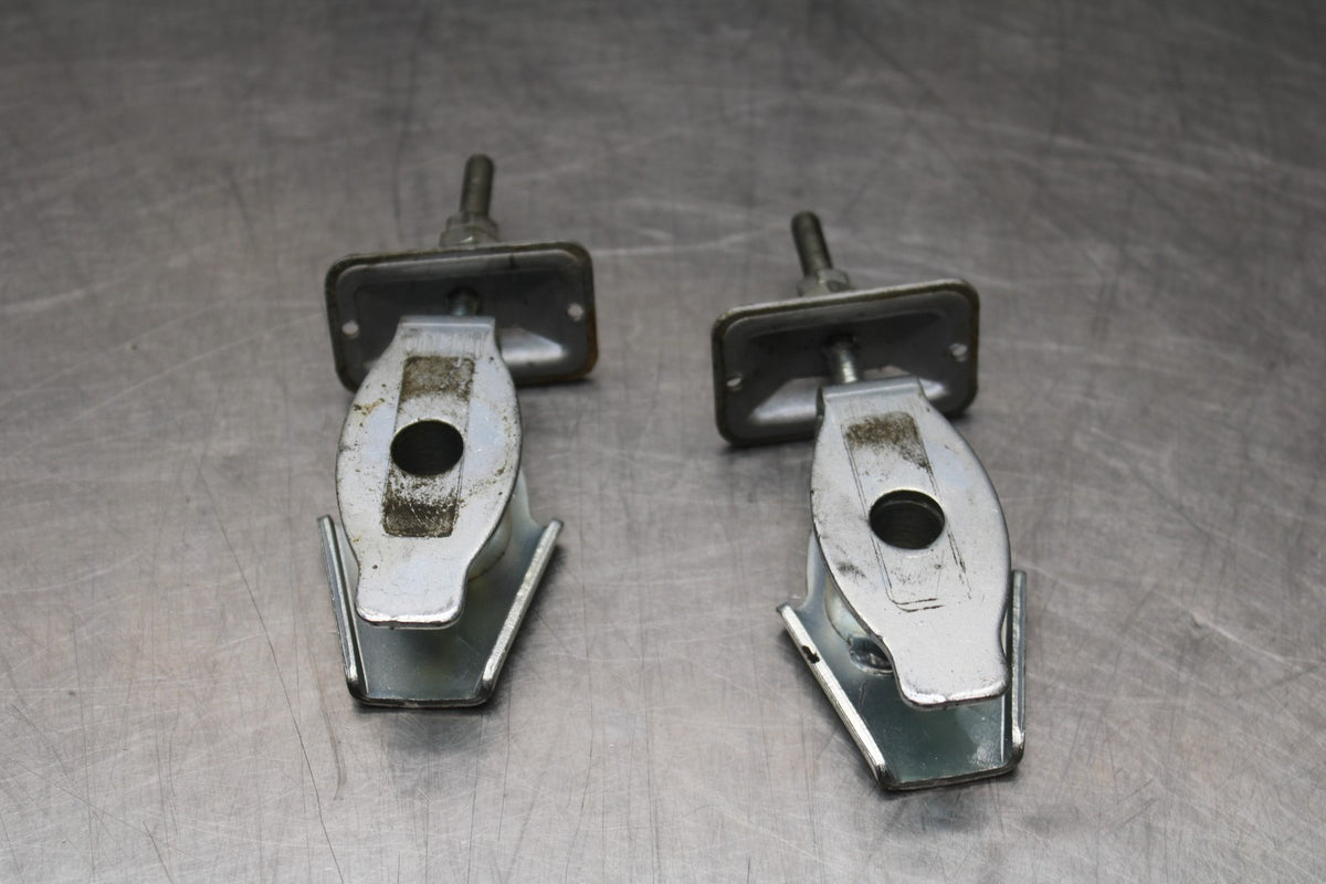 08 HONDA CBR125R SWINGARM CHAIN TENSIONER ADJUSTMENT BRACKETS  BB839