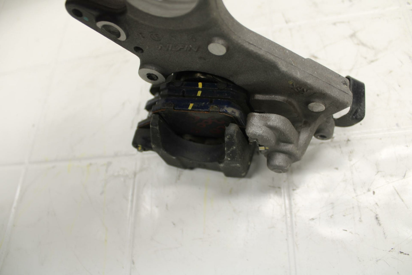 15-16 HONDA CB300F REAR BACK BRAKE CALIPER W MOUNT BRACKET ABS BB05