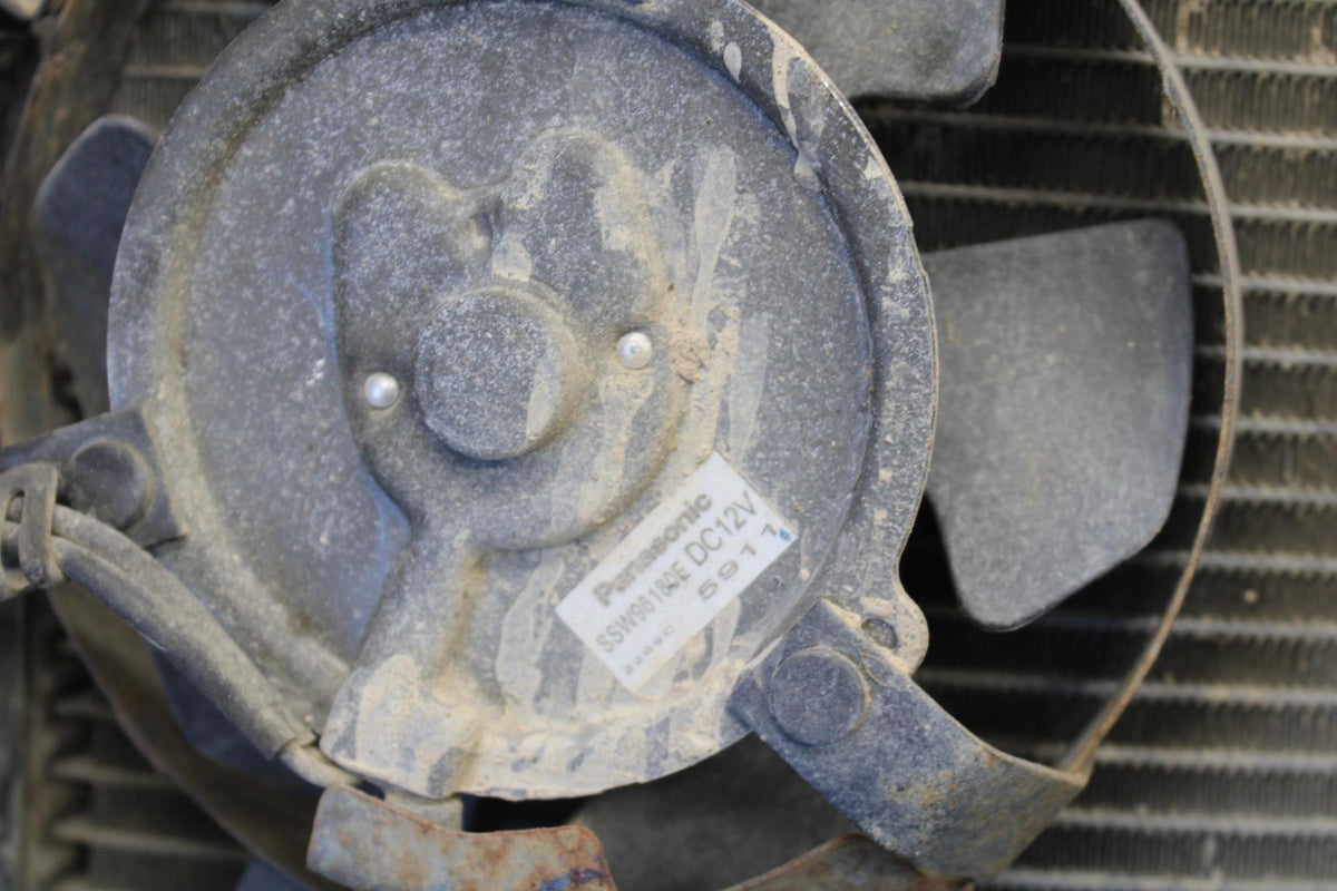 2006 Honda CBR600F4i ENGINE RADIATOR MOTOR COOLER COOLING RADIATER BB567