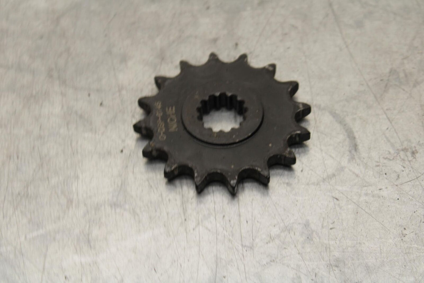 2007 Yamaha YZF R6 FRONT SPROCKET 2C0-17460-00-00 BB590