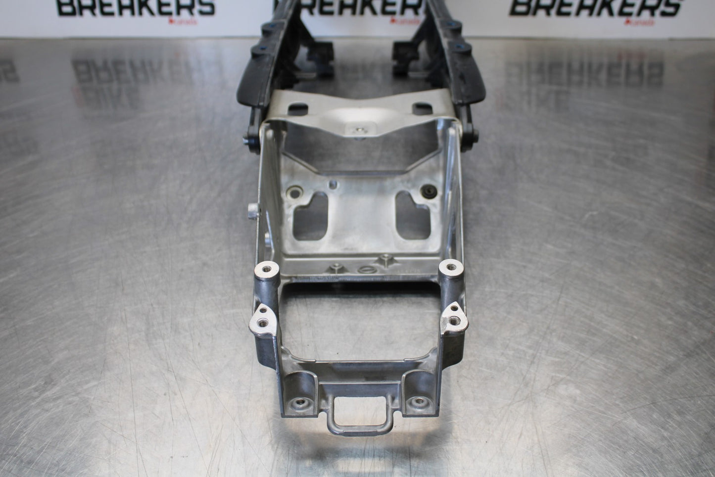 06-07 SUZUKI GSXR 600 REAR SUBFRAME BACK SUB FRAME BB170