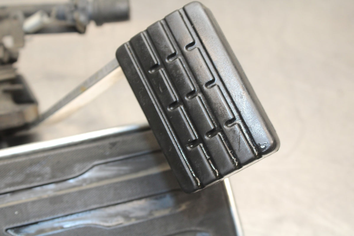 99-09 YAMAHA V STAR 1100 RIGHT FRONT FOOT REST PEG STEP BB853